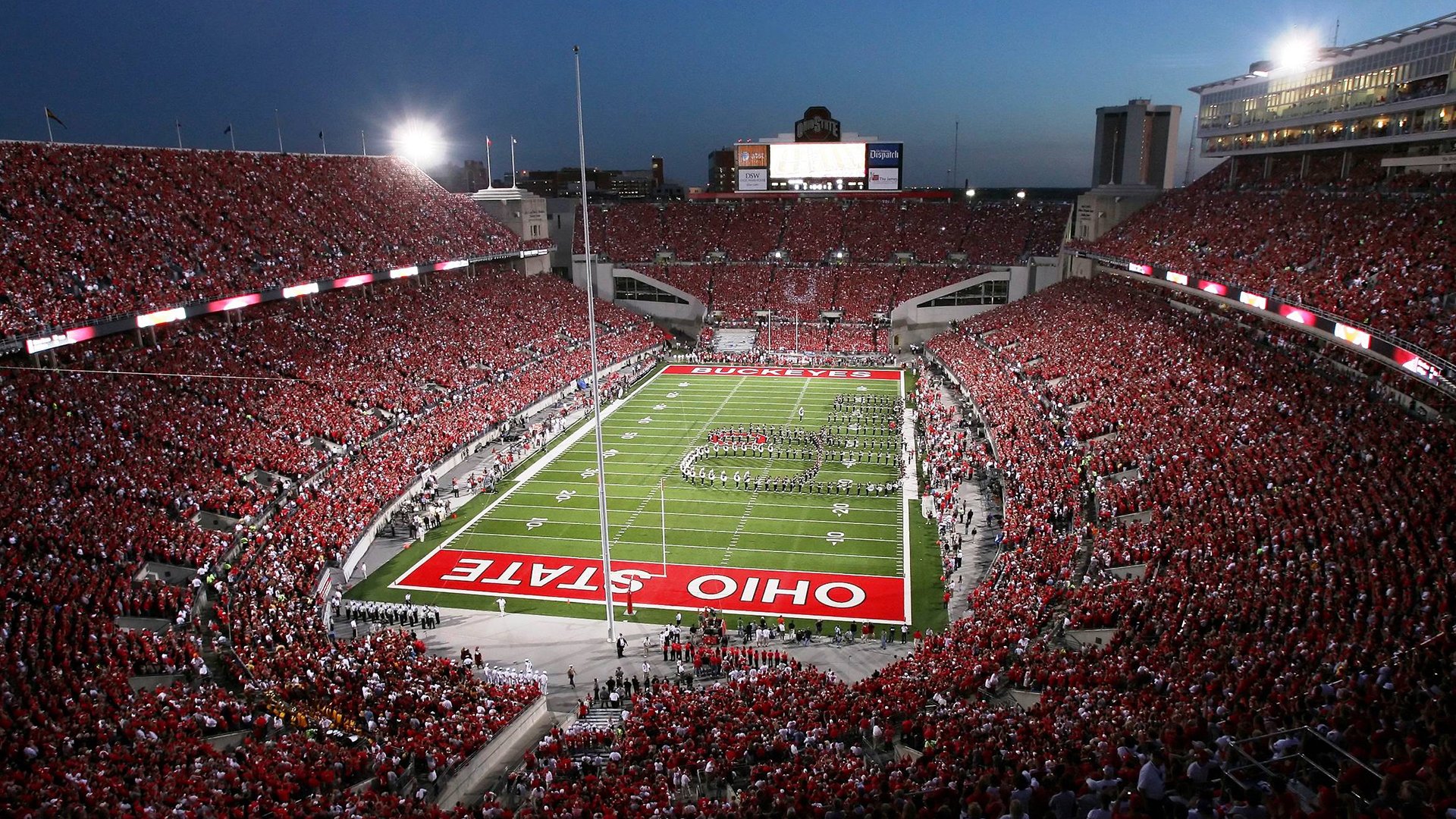 国际体育焦点：女足比赛中的精彩对抗！，女足比赛现场