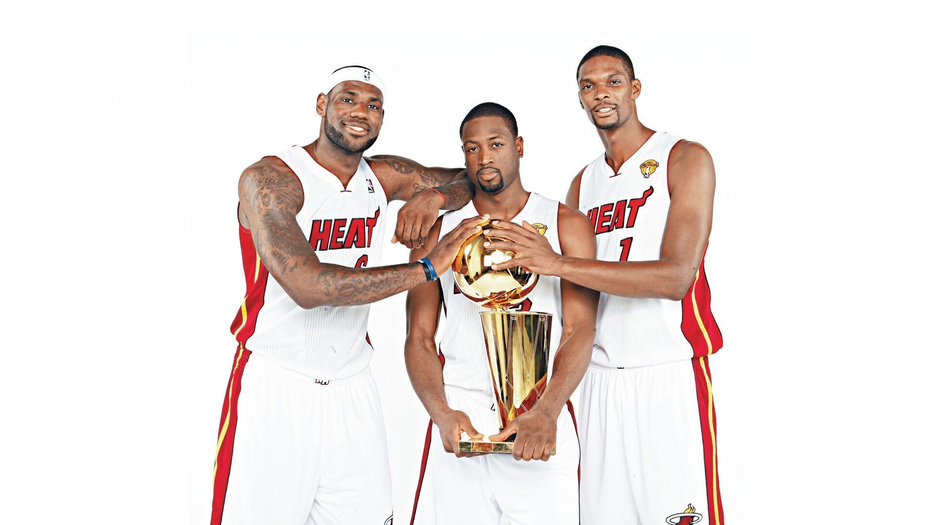 沙尔克主场平局，德甲保级形势略显稳定，沙尔克球队怎么样